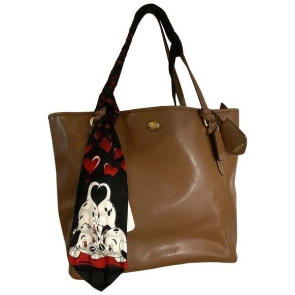 coach w large w add on - Picture 1 of 12